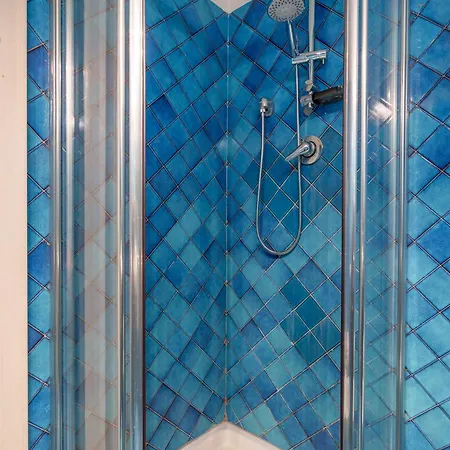 Lia 10, Emma Ascoli Piceno