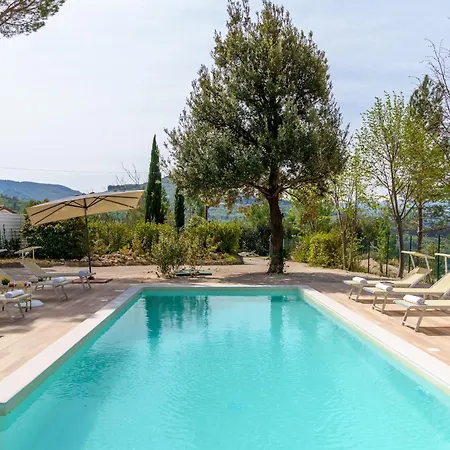 Lia 10, Emma Villa *