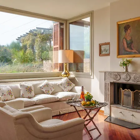 Villa Lia 10, Emma *